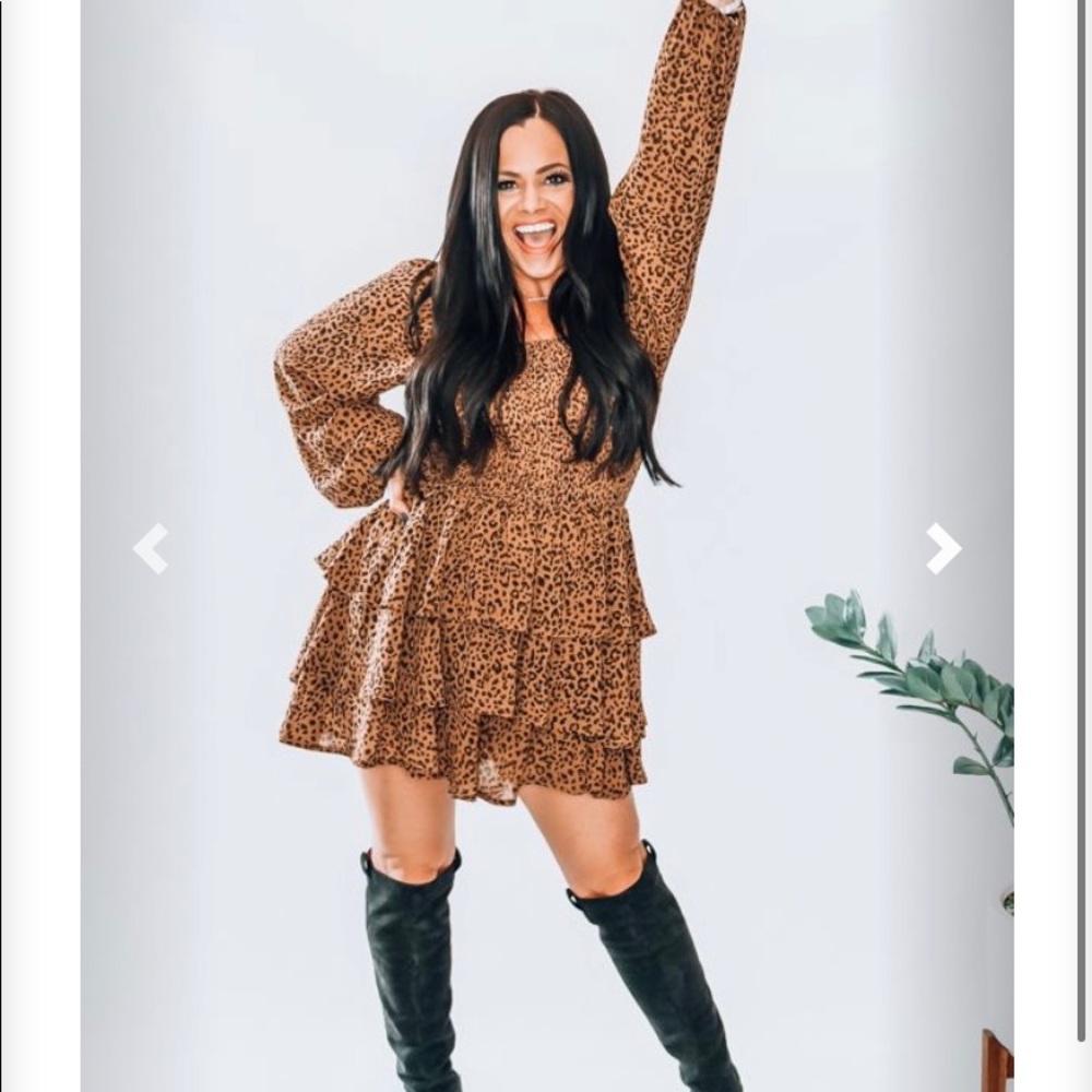 🌟GENEVIEVE Leopard Romper🌟